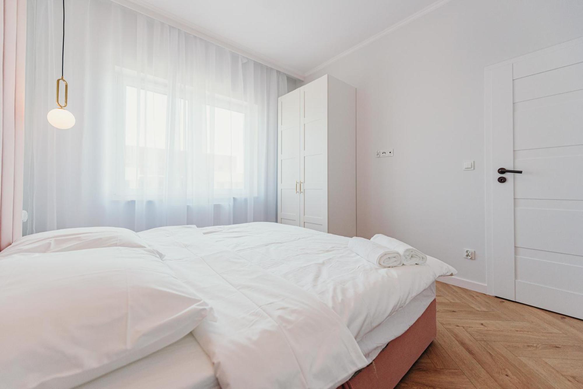 3 Bedrooms Premium Bella Rosa For 8 Guests With Ac And Underground Parking Rzeszów Exterior foto